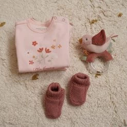 Little Dutch LD Knitted Baby Booties S1 27 Little Dutch LD Knitted Baby Booties S1 -Little World Shop 0015419 little dutch knitted baby booties vintage pink size 1 little pink flowers 3