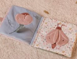 Little Dutch LD Activity Booklet Flowers & Butterflies 10 Little Dutch LD Activity Booklet Flowers & Butterflies -Little World Shop 0016898 little dutch soft activity book flowers butterflies flowers butterflies 3