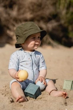 Little Dutch LD Swimsuit Sailors Bay62/68 25 Little Dutch LD Swimsuit Sailors Bay62/68 -Little World Shop 0018289 little dutch swimsuit sailors bay blue 62 68 sailors bay 4 824e4b59 b62f 47ab 8ee0 7c6debedb77f