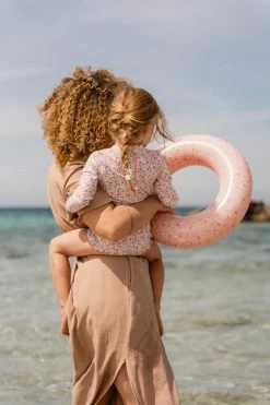 Little Dutch LD Long Sleeve Ruffle Swimsuit 62/68 28 Little Dutch LD Long Sleeve Ruffle Swimsuit 62/68 -Little World Shop 0018367 little dutch bathsuit long sleeves ruffles summer flowers 62 68 summer flowers 4 b80501a2 0df1 4f15 9992 170c64f154f3