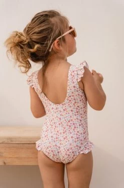 Little Dutch LD Ruffle Swimsuit 62/68 30 Little Dutch LD Ruffle Swimsuit 62/68 -Little World Shop 0018396 little dutch bathsuit ruffles summer flowers 62 68 summer flowers 3
