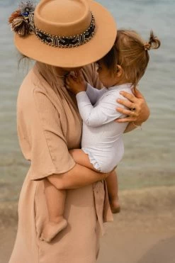 Little Dutch LD Long Sleeve Ruffle Swimsuit 62/68 22 Little Dutch LD Long Sleeve Ruffle Swimsuit 62/68 -Little World Shop 0018421 little dutch bathsuit long sleeves ruffles daisies blue 62 68 daisies 2