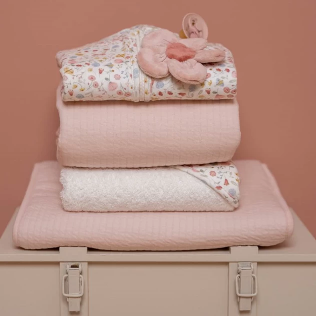 Little Dutch Bassinet Summer Blanket Pure Soft Pink 5 Little Dutch Bassinet Summer Blanket Pure Soft Pink - Image 3
