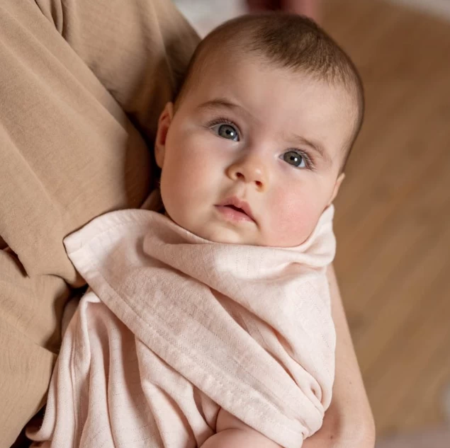 Little Dutch Swaddle 120 X 120 Pure Soft Pink 5 Little Dutch Swaddle 120 X 120 Pure Soft Pink - Image 3