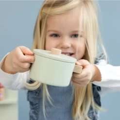 Little Dutch Mini Kitchen 8 Little Dutch Mini Kitchen -Little World Shop 6 b1bcbc97 8890 4ed9 90fc fe2e3972de28