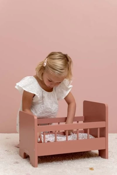 Little Dutch Wooden Doll Bed 4 Little Dutch Wooden Doll Bed - Image 2